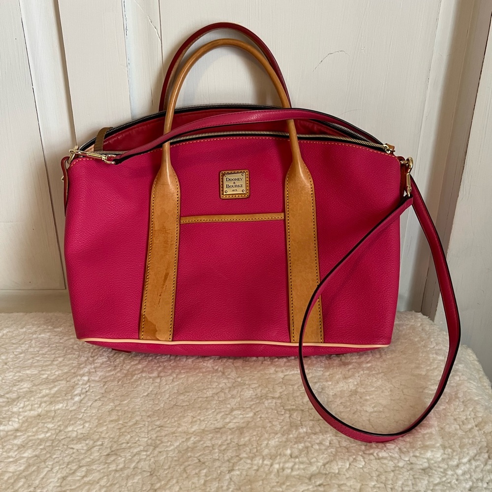 Dooney & Bourke Purse